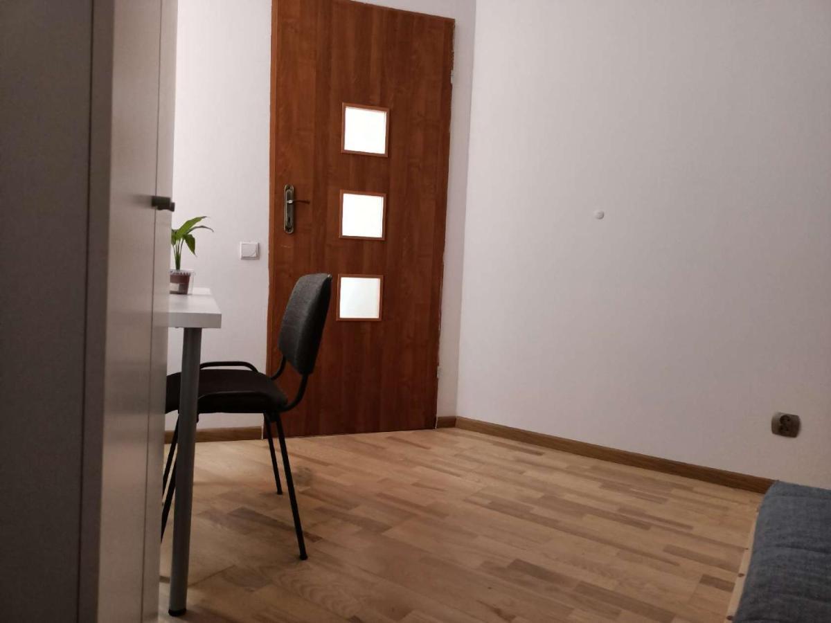 Cruz Mieszkanie Pokoje Centrum Przytulny Czysty Lokal Na Noc Лодзь Экстерьер фото